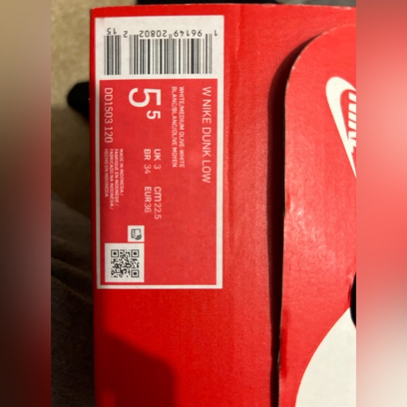 Nike dunks - Picture 4 of 4